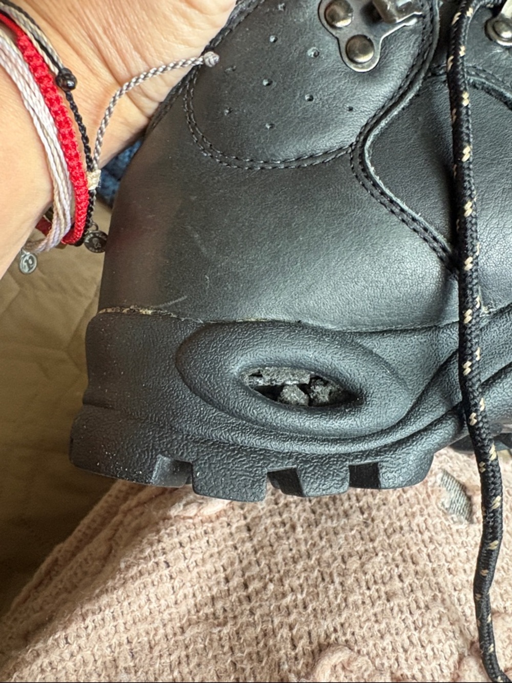 Nike Black Leather Hiking Booties with Maroon Accent - Picture 11 of 11